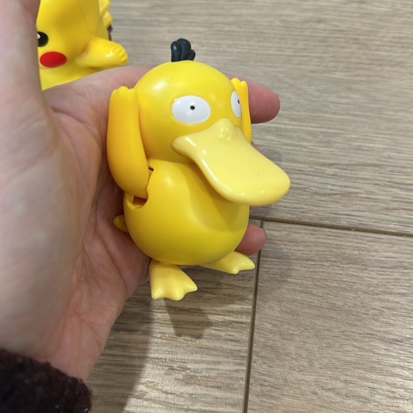 McDonalds Pokemon Pikachu, Rowlet, and Psyduck Toy Set of 3 2016-2017 - Picture 2 of 7